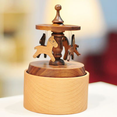 Jaar Mini Carousel Gelukkige Kat Muziekdoos Solid Hout Taart Muziekdoos Decoratie Verjaardagscadeau