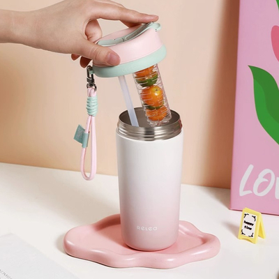 1 Kleurgrafiek Druk stro Geïsoleerde beker Hoge esthetische waarde Draagbare koffiebeker