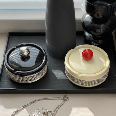 Nieuwheid Geschenken Hoog esthetische keramische asbak voor kantoor Creatieve tafeldekoratie