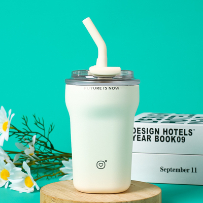 Grote capaciteit Draagbare Dual Drink Coffee Cup Activity Gift met een hoge esthetische waarde