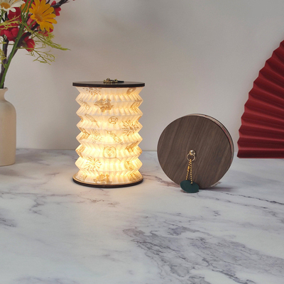 Ervaar de schoonheid van Chinese lantaarns met onze vouwbare accordeon lamp cadeau