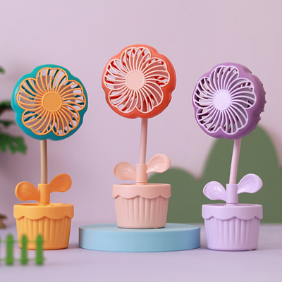 Kantoorproducten Oplaadbare potplantenventilator in schattig cartoonbloemenontwerp voor de zomer