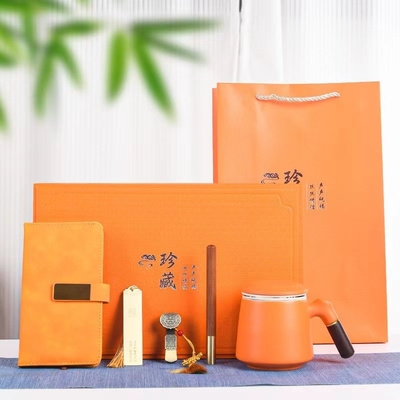Gepersonaliseerde logo zakelijke cadeautjesets en souvenirs voor doelgroeplandbouwers