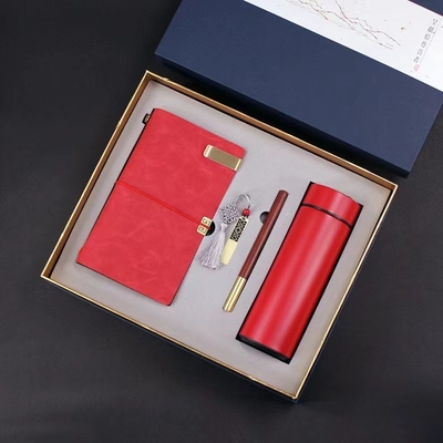 Jaarlijkse bijeenkomst Festival Activiteiten Souvenir Set Thermos Mug Stroomvoorziening en meer