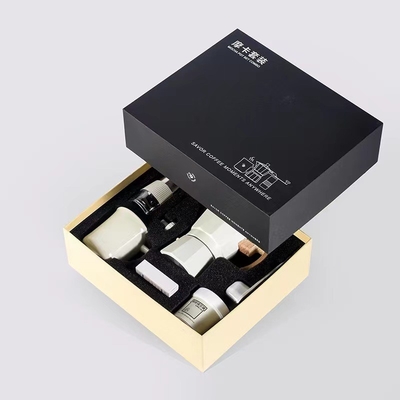 Silk Screen Printing Koffie cadeau doos met Mocha Pot Six Piece Set en Hand Grinder