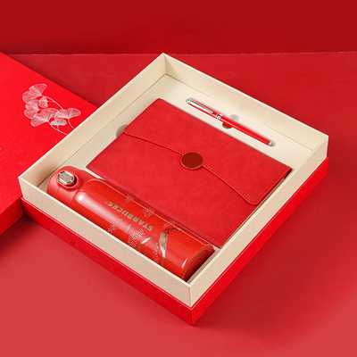 -Chic Suit Geïsoleerde Cup 450ml Notebook Signature Pen Een must-have voor sport en games