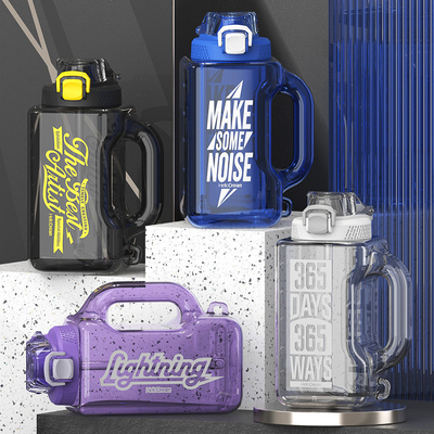 Alumni Relaties en Outdoor Adventures Julong Gepersonaliseerde waterfles heeft het allemaal