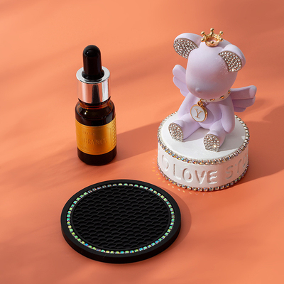 Bruiloft gunsten bruidsfeest cadeautjes kleine beer deodorant aromatherapie auto decoratie