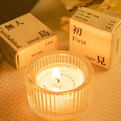 Reisbureau gerichte witte aromatherapie kaars cadeaubon mini kaarsen voor binnen