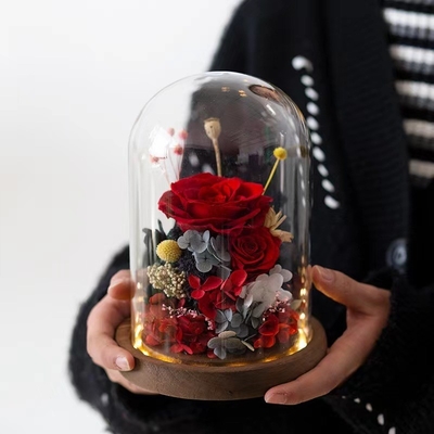 Elegante eeuwige bloem afgewerkte rozen glazen doos cadeaubon voor praktisch verjaardagscadeau