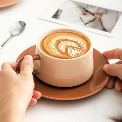 Gebruiksscenario's Lichte luxe Afternoon Tea Cup en Saucer Set voor speciale gelegenheden