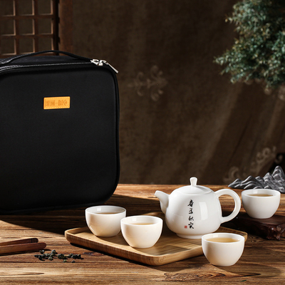 Elegant Dragon Boat Festival Souvenir Draagbare theeset met potkoppen Tray Handdoek en tas