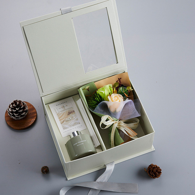 8 maart Feest Handelijk geschenk Aromatherapie Boeket Geschenkdoos met kleurenprinten