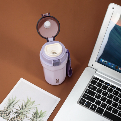 Draagbare grote capaciteit Internet Celebrity Cup met 1 kleurengrafiek 400 ml waterbeker
