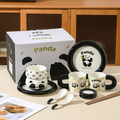 Verbeter uw hotel en resort diner ervaring met Panda Cub Keramische cadeaubon Set