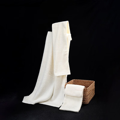 Klantenlogo Lichte Luxe Drunken Love Wolle Badhanddoek Set met 2 kleuren