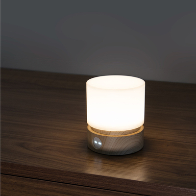 Staploze LED tafellamp HBK cilindrisch licht USB nachtlicht voor jaargelegenheid