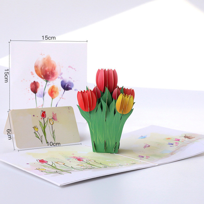 Verras uw leraar met een 3D-tulipgroetekaart