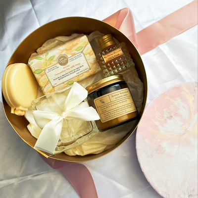 Eco-vriendelijk materiaal Op maat gemaakte roze cadeautjeset voor banketgeschenken en trouwgeschenken