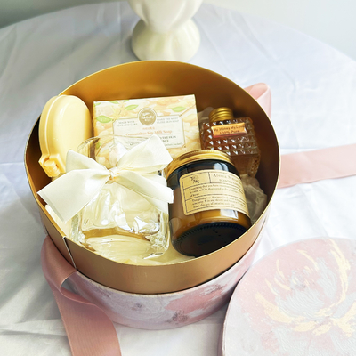 Eco-vriendelijk materiaal Op maat gemaakte roze cadeautjeset voor banketgeschenken en trouwgeschenken