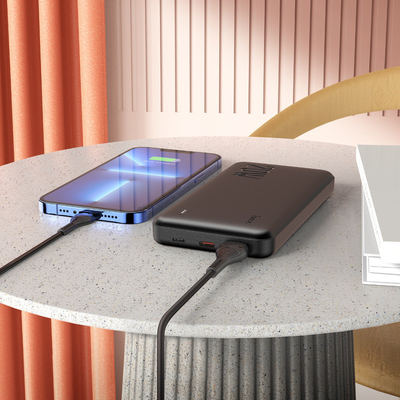 Office Gift Must-Have 10000mAh Power Bank met LED licht display en snelle opladen