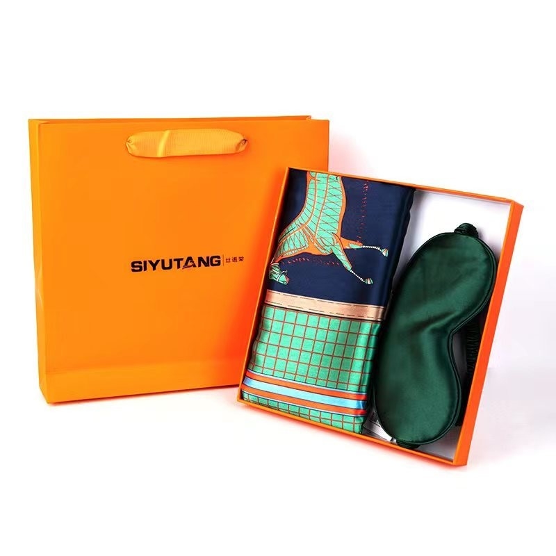 Gepersonaliseerde sjaal eyeshade cadeaubon met mode design hotel en resort doelmarkt