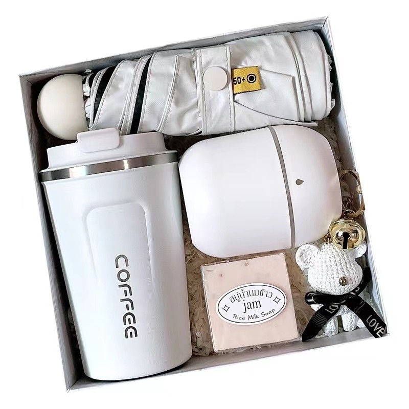 Geschenken voor de jaarvergadering en verjaardagsuitkeringen voor werknemers