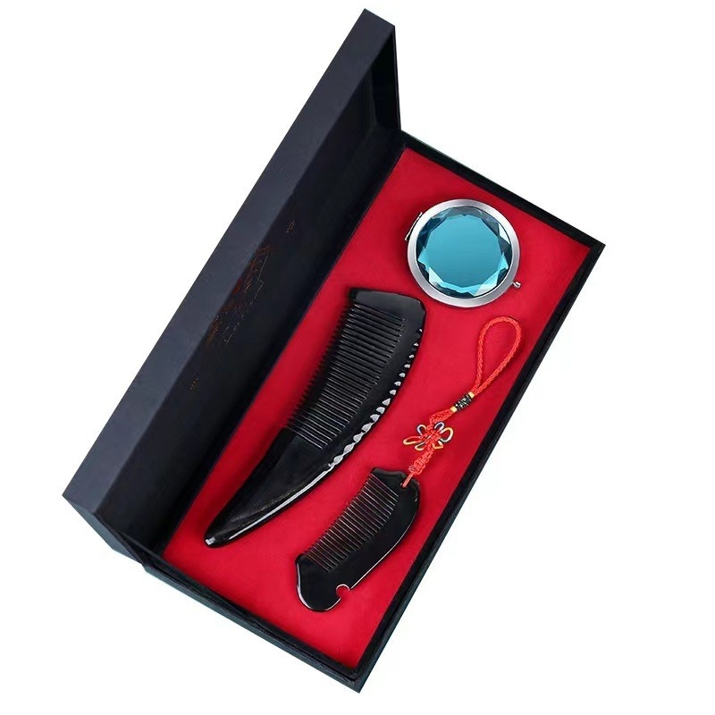 Officeproducten voor creatieve souvenirs Praktische cadeaubon en hoornkammen