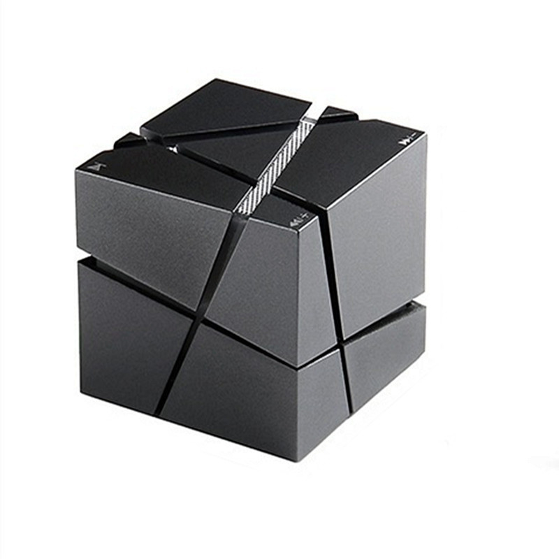 Draadloze Rubik's Cube luidspreker Kleurrijk ontwerp voor alumni relaties en klassenbijeenkomsten