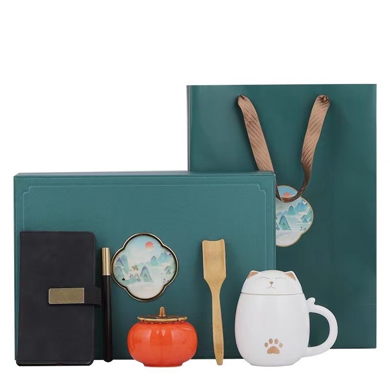 Versterk de teammoraal met onze Paasgeschenk Set Keramische kantoorbeker en sfeervolle souvenir