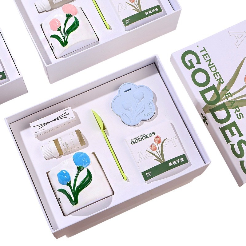 Vier Vrouwendag met het perfecte cadeau Creatieve bloemen aromatherapie kaars cadeaubon