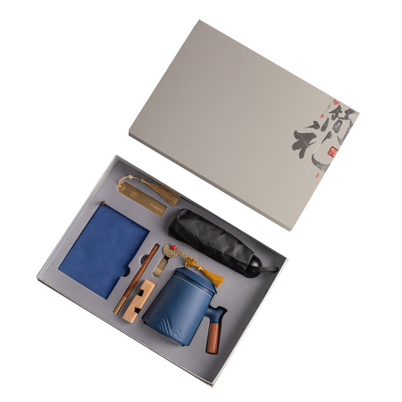 Op maat gemaakte waterbeker zakelijke cadeautje set voor hotel en resort Enterprise Office Gift Box